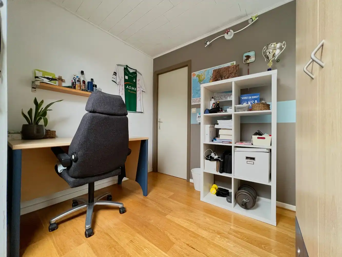 Unieke, karaktervolle woning (4 slpks) met tuin (750m²) foto 16