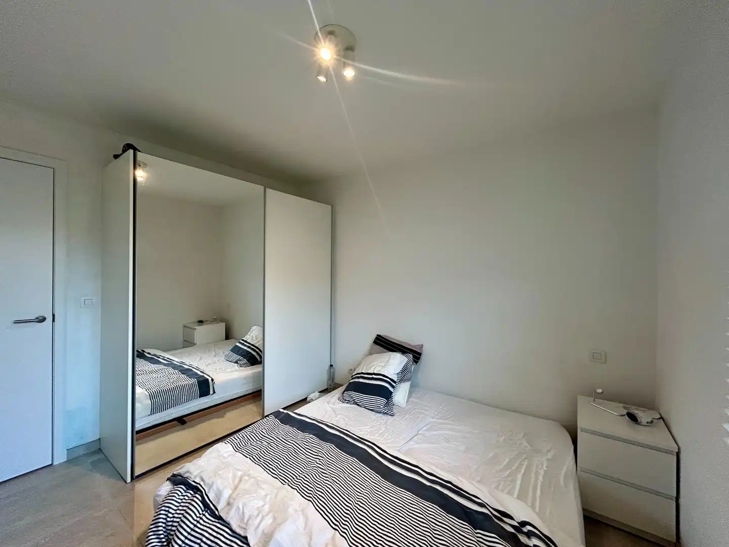 Instapklaar appartement met 2 slaapkamers nabij het Station van Tielt! foto 8