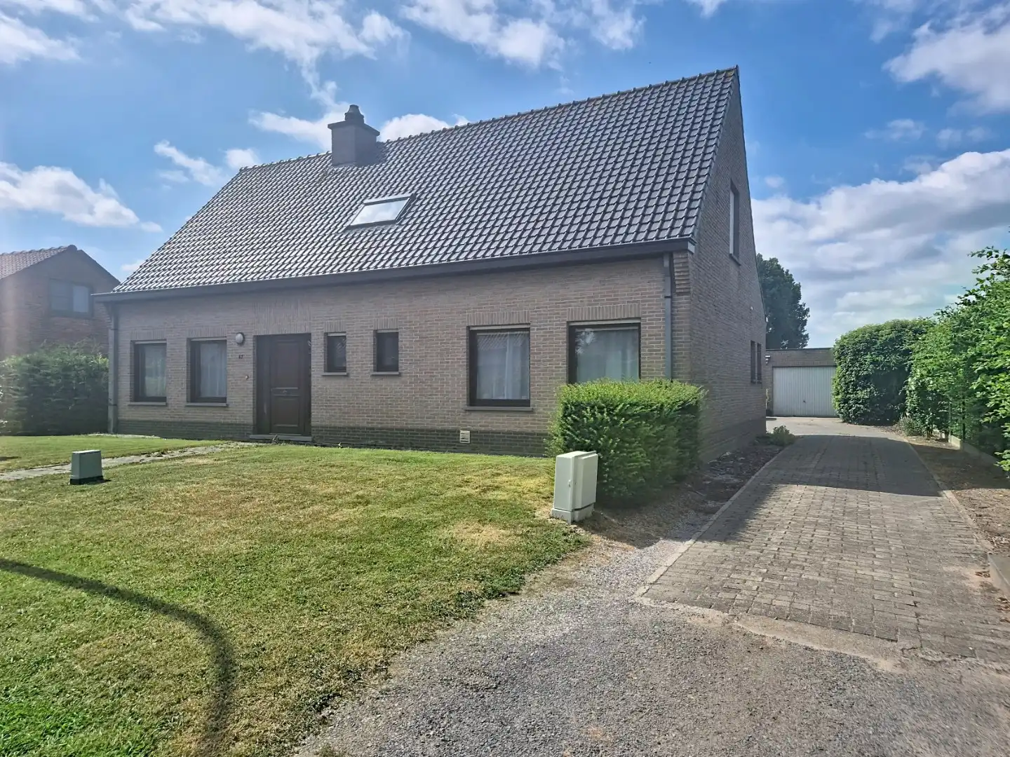 Woning met 4 slpks, tuin en dubbele garage foto 20