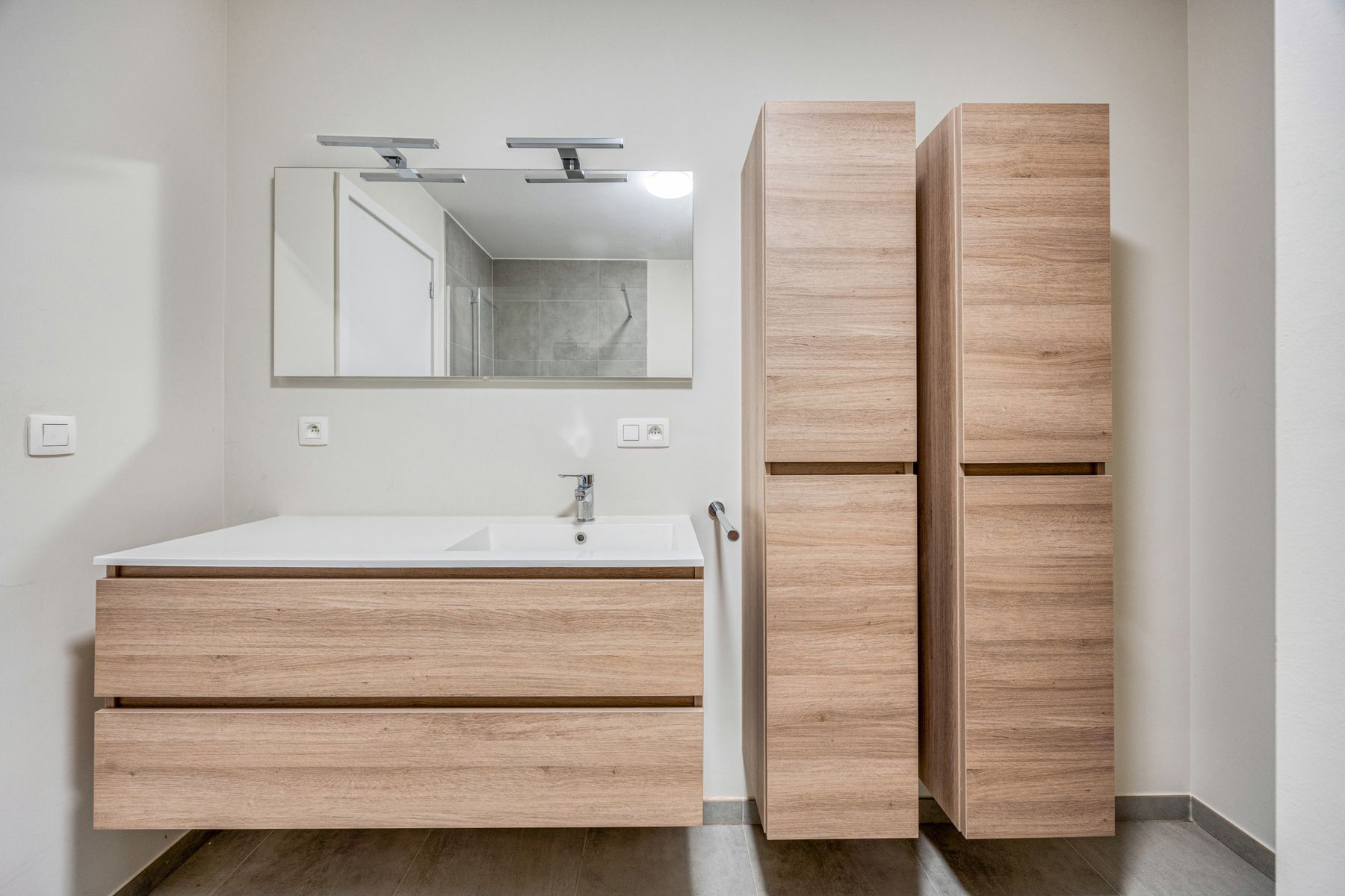 Gelijkvloers appartement met 2 slaapkamers foto 13