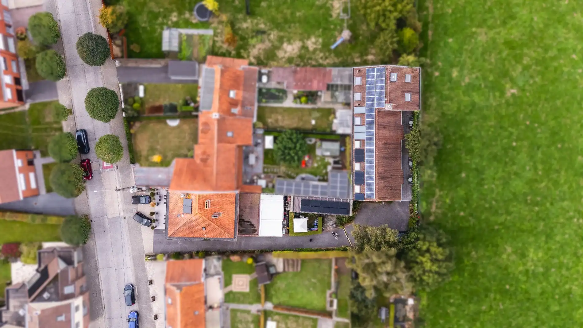 handelspand en vrij café 'Hotel Elckerlyck' met 6 kamers foto 21