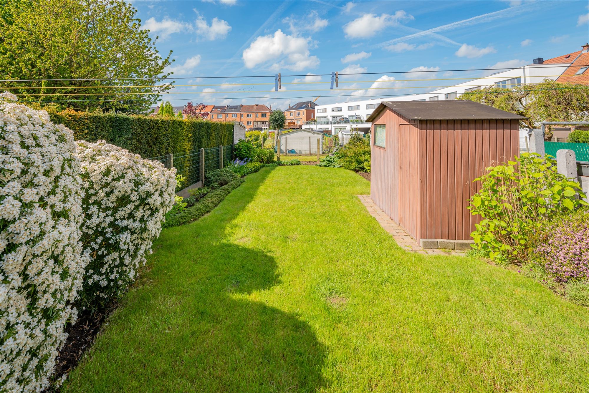 Te renoveren woning te koop in Sint-Pieters-Leeuw foto 26