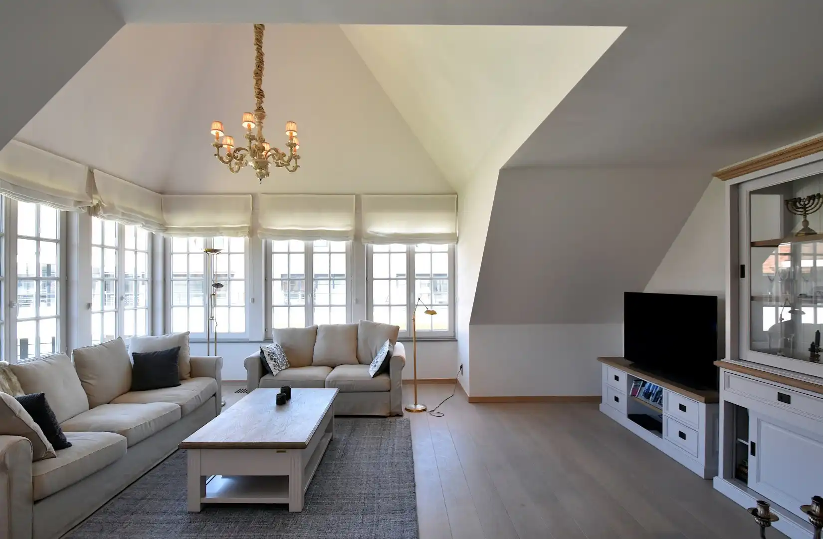 Stijlvol en exclusief wonen in de Nieuwe Concessie – De Haan foto 2