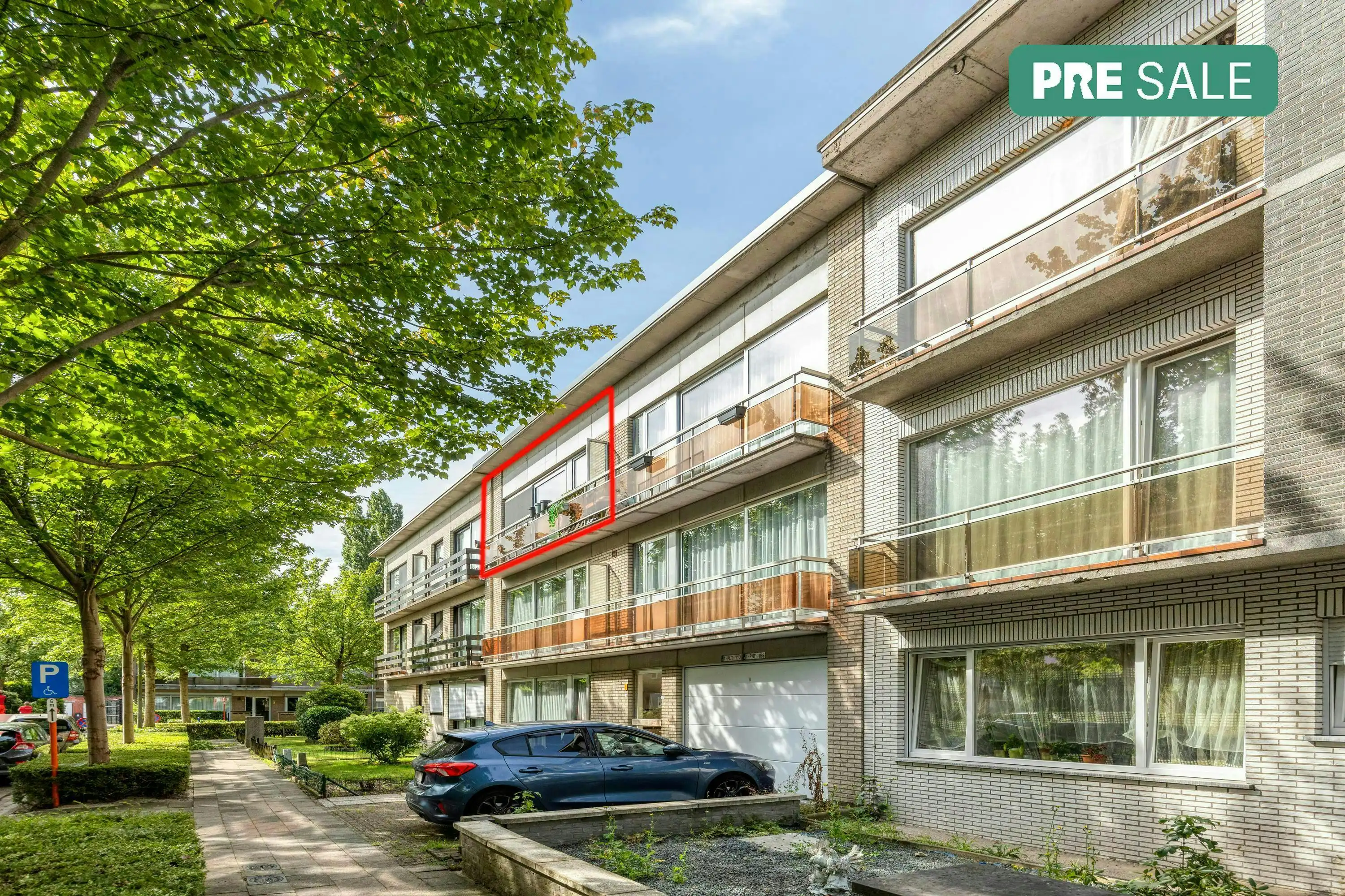 Lichtrijk appartement met garage op toplocatie in Brasschaat foto 20
