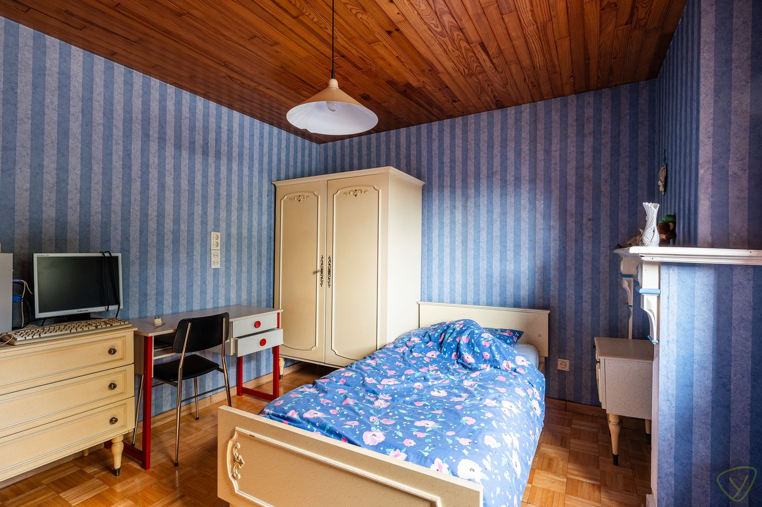 Woning met winkelruimte te koop in het centrum van Ursel foto 12