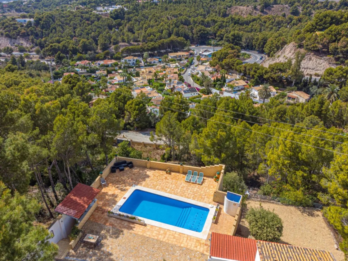 Exclusieve instapklare villa met zwembad en gastenverblijf in Altea foto 29