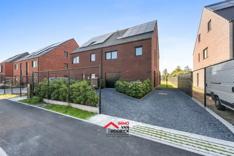 Prachtige instapklare woning met landelijk uitzicht en uitstekende ligging! foto 24