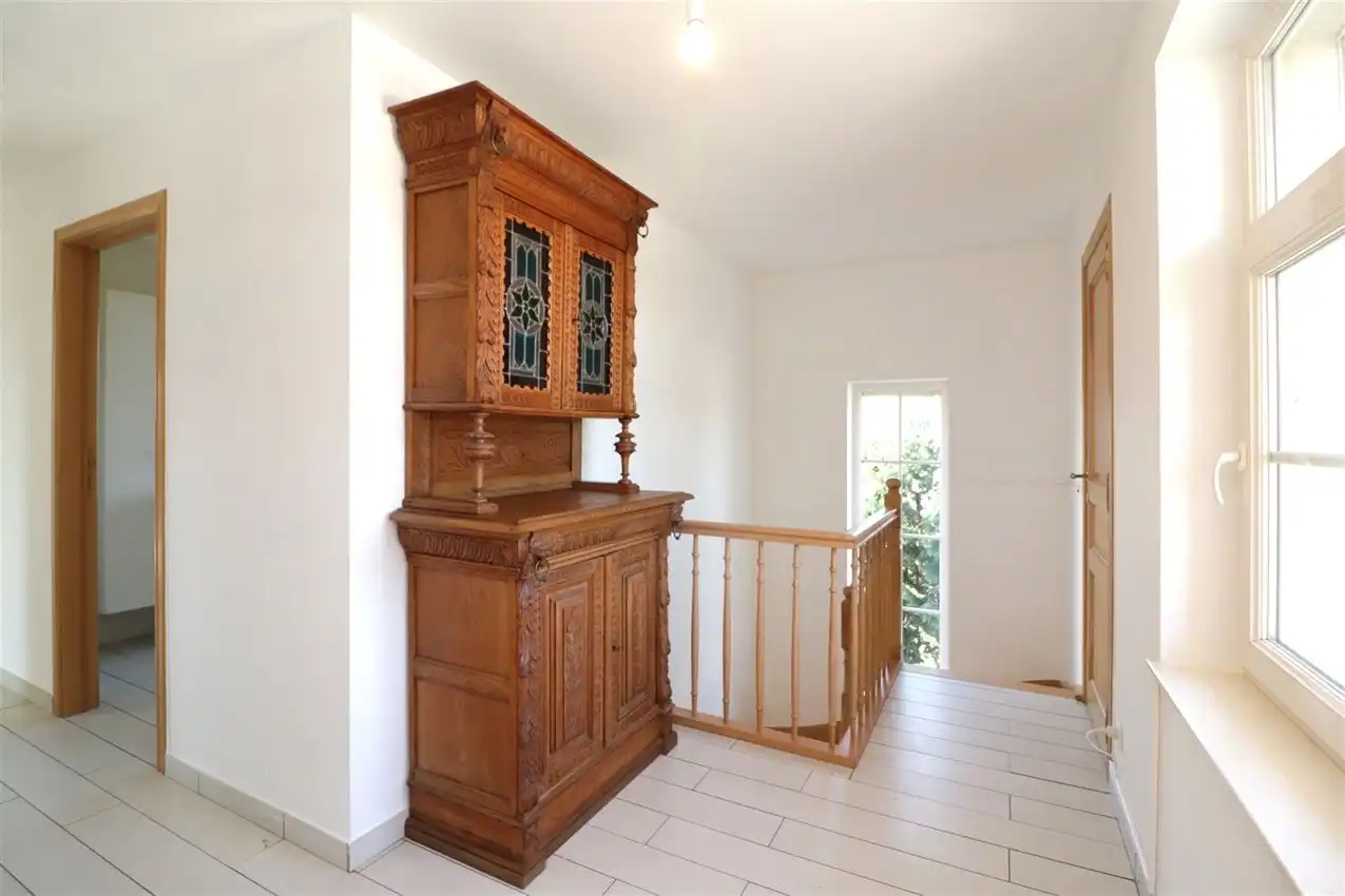 Recente woning met drie slaapkamers en garage op rustige locatie foto 13