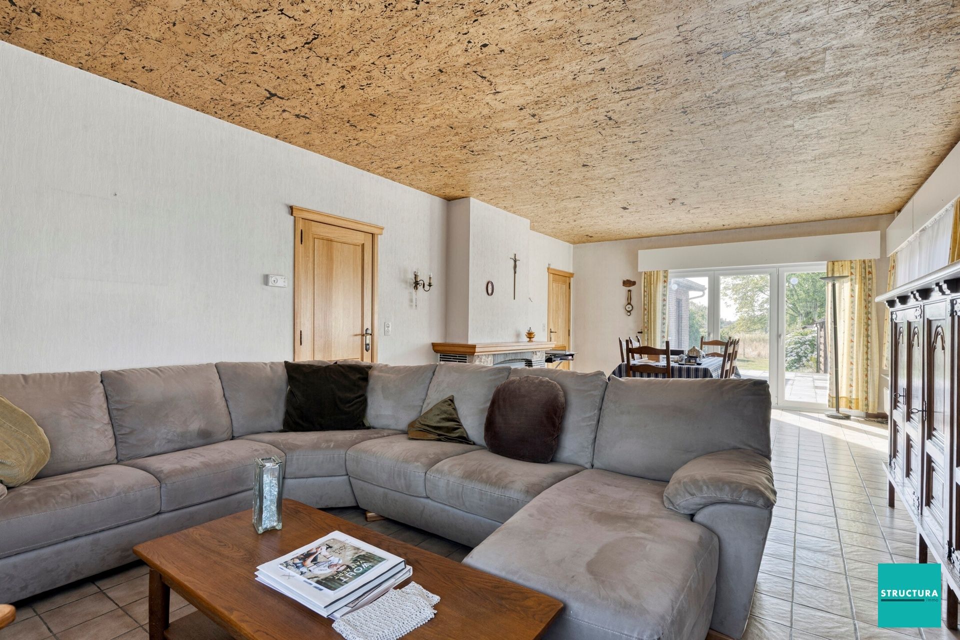 Woning met 4 kamers op terrein van 14a58ca foto 4