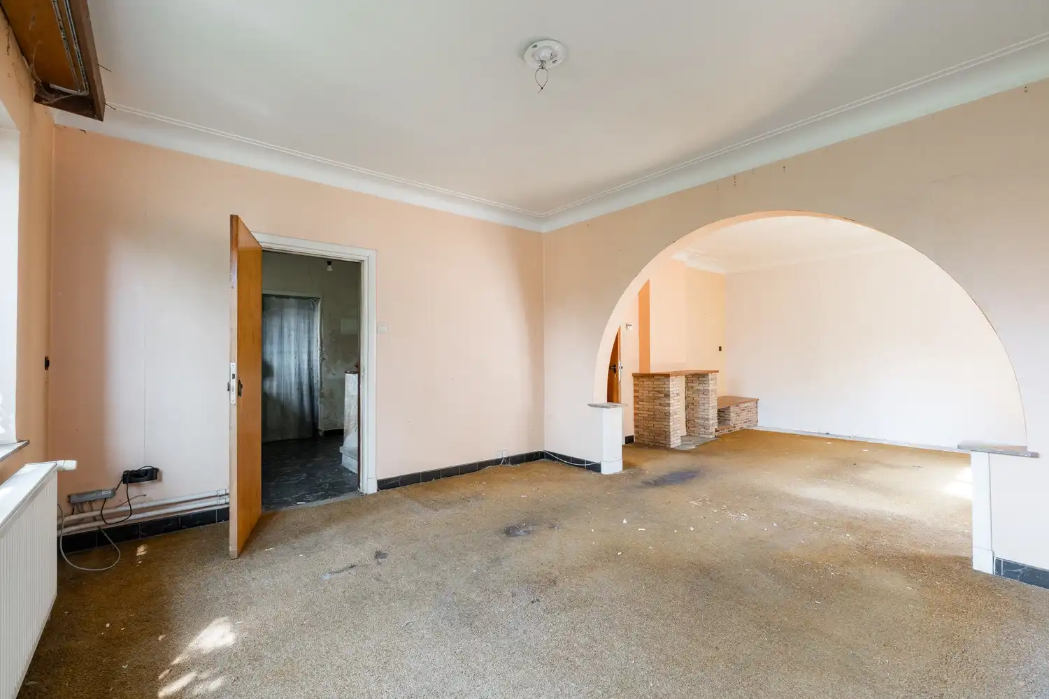 Ruime multifunctionele woning met een toonzaal en een schitterend perceel van 1108 m²! foto 23