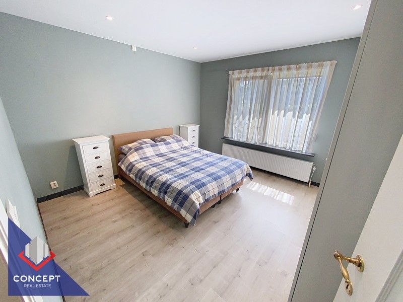 Instapklare woning met 3 slaapkamers met achterliggende paardenweides. foto 13