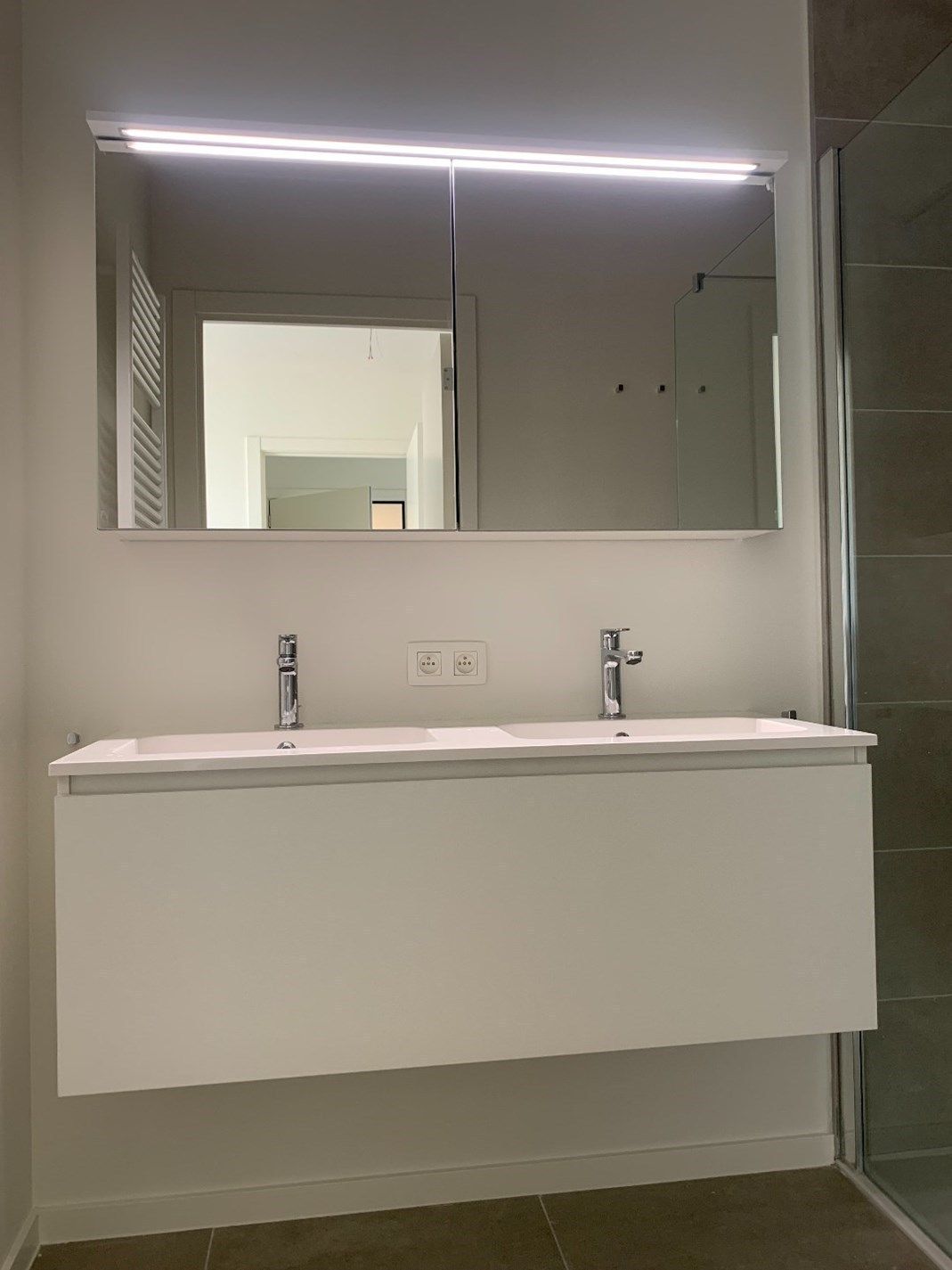 1-slpk app met terrassen en parkeerplaats foto 8