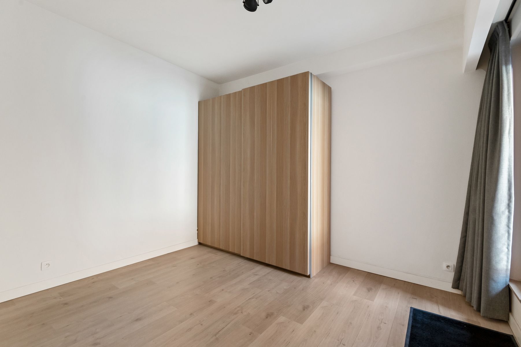 Modern wonen met vibe: stijlvol appartement met tuin foto 10