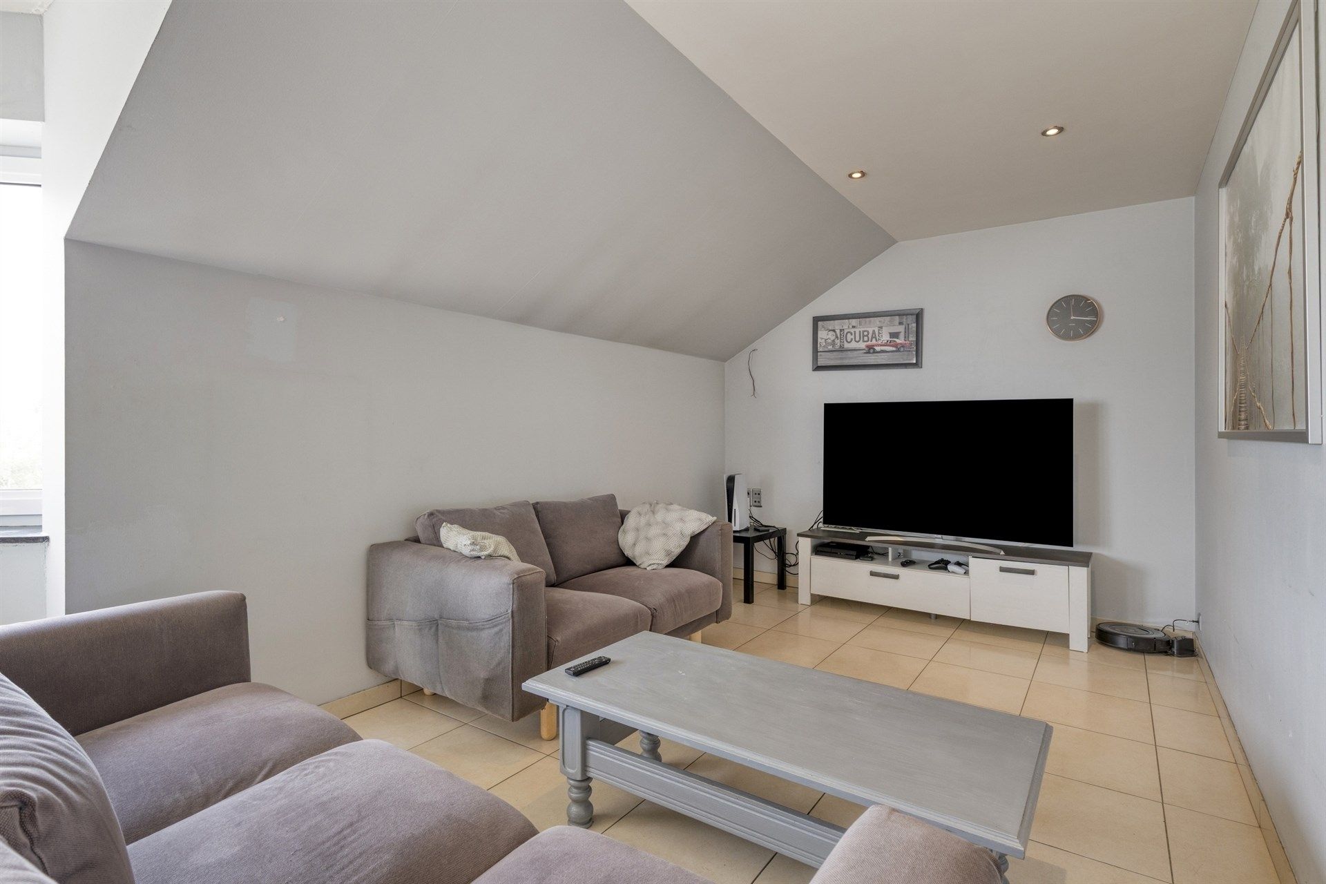 Instapklaar app. 85m² met 2 slpks & garage te Herzele  foto 5