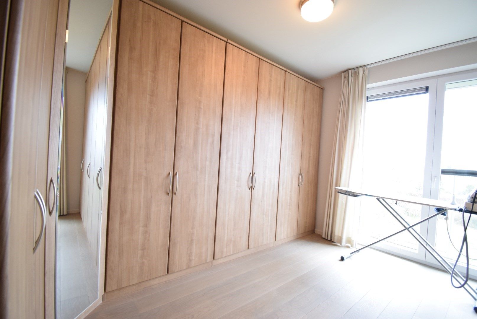 ZEER RESIDENTIEEL NIEUWBOUW APPARTEMENT foto 10