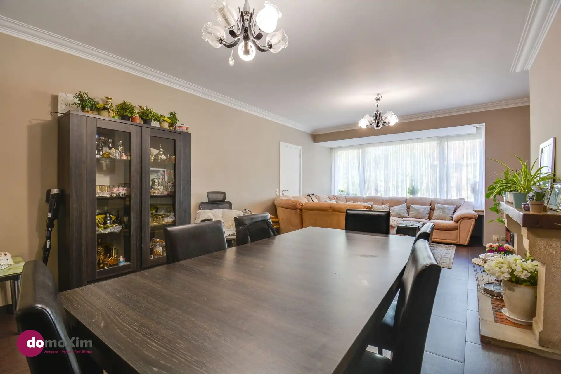 Ruim 3-slaapkamerappartement met parking op toplocatie vlak bij Brussel foto 3