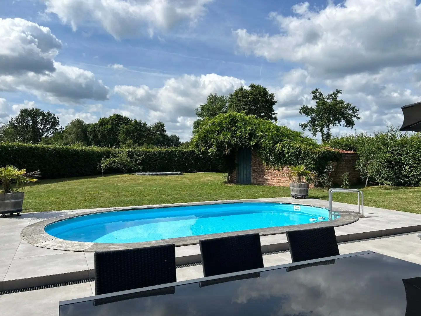 Gerenoveerde hoeve in loftstijl met zwembad op 12a 97ca foto 2