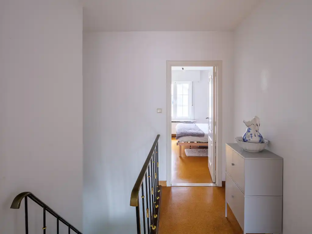 Vrijstaande woning (bew. opp 179m2) met 4 slaapkamers op perceel van 779m2 te Sint-Denijs-Westrem. foto 14