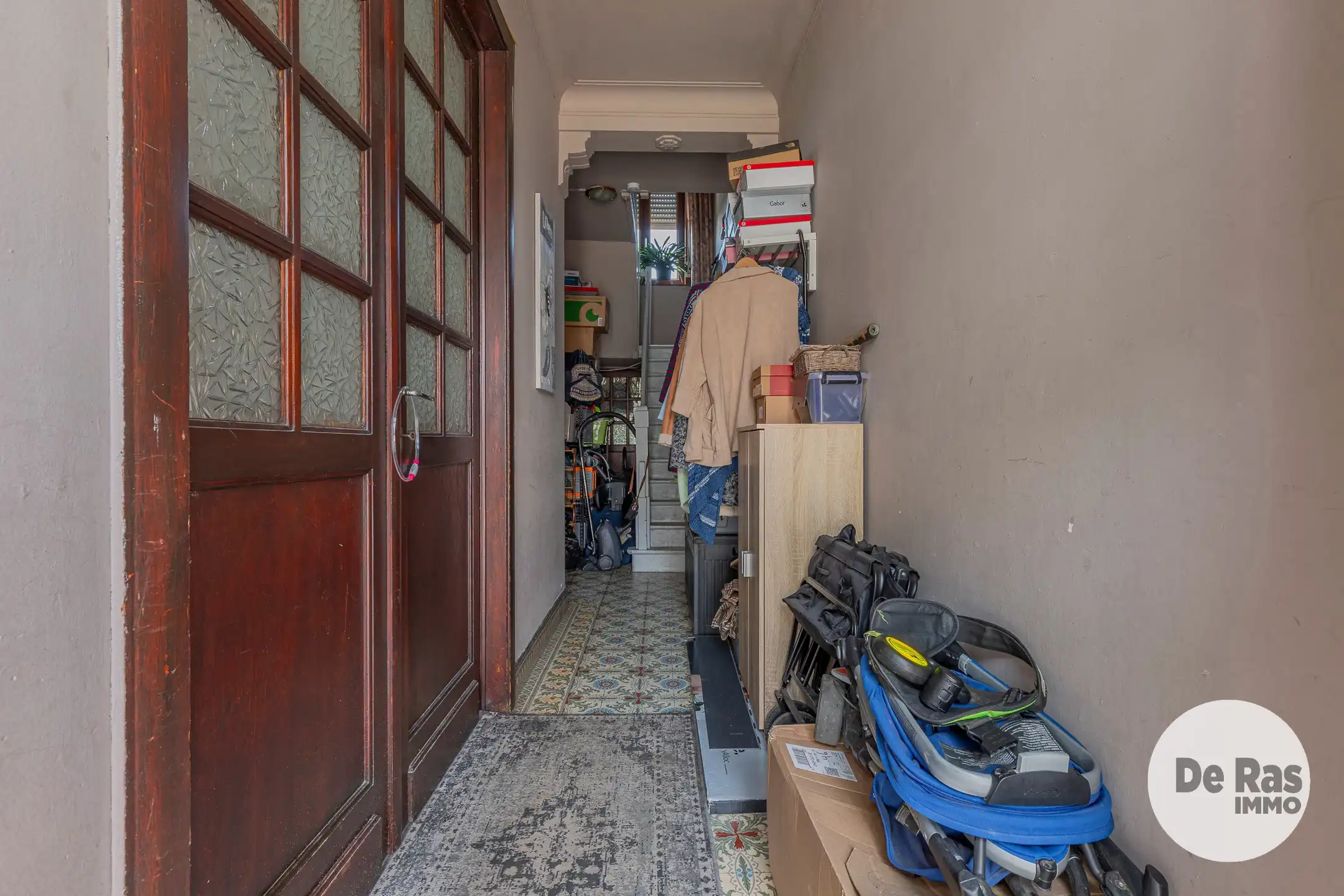LEDE - Te renoveren woning met 4 slaapkamers nabij centrum foto 2