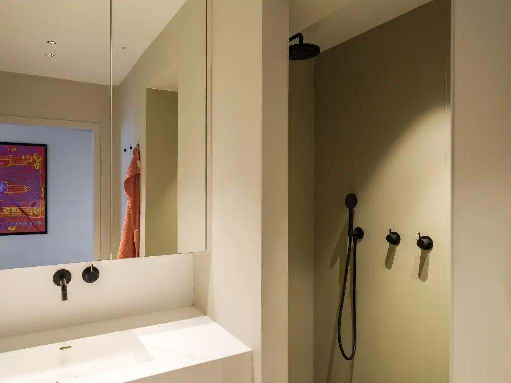 Coupure - Stijlvol gerenoveerd appartement met 2 slaapkamers en unieke zichten op het water en de Gentse binnenstad. foto 18