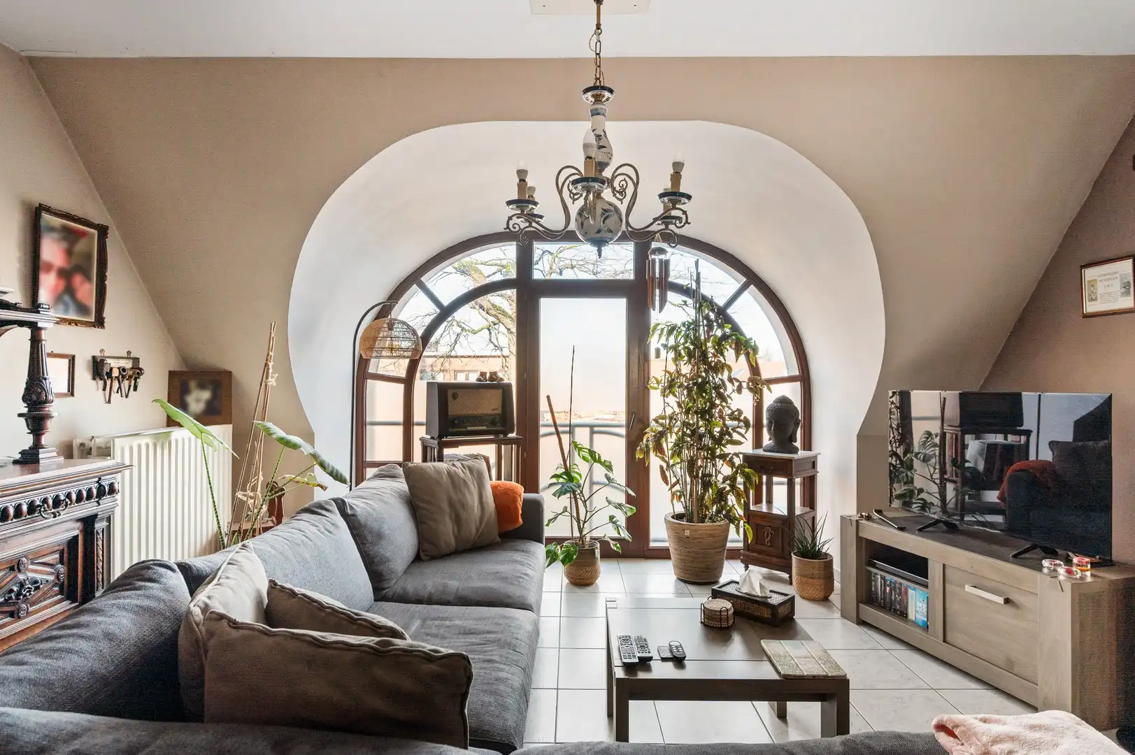 VERKOCHT onder voorbehoud foto {{pictureIndex}}