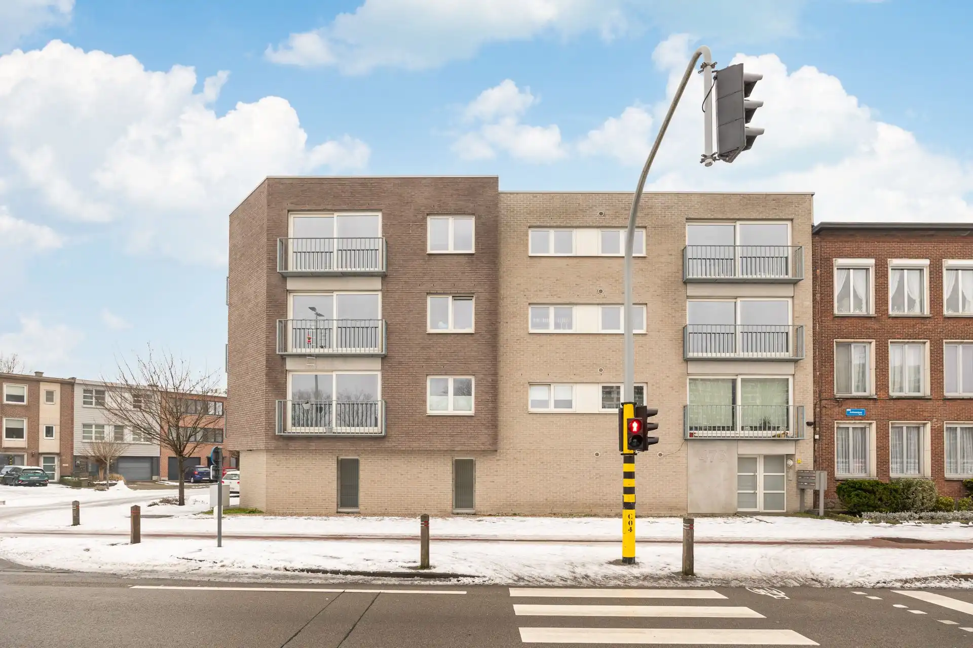 Lichtrijk 2-slpk appartement met staanplaats in Boom foto 19