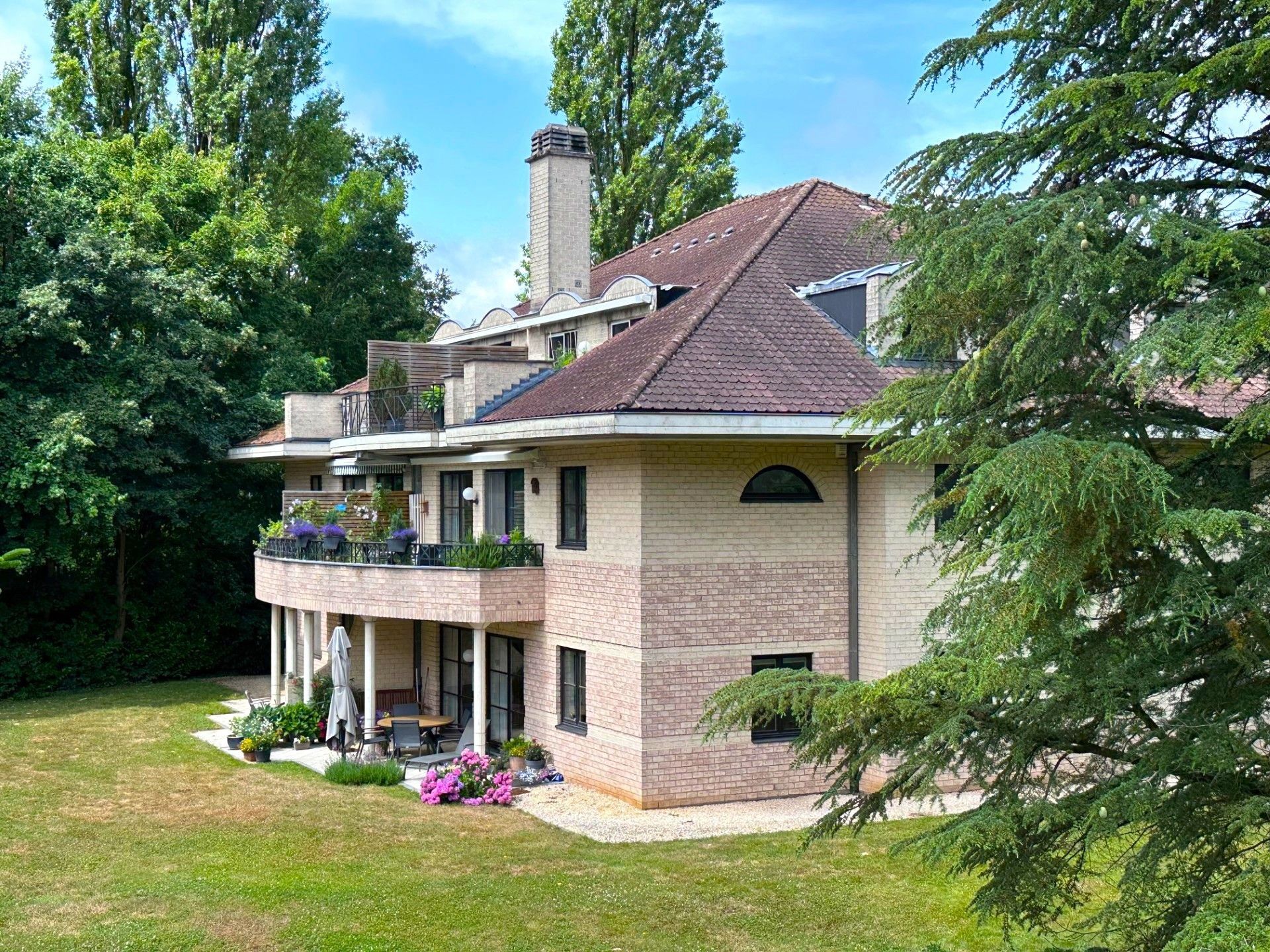 Appartement te huur foto 23