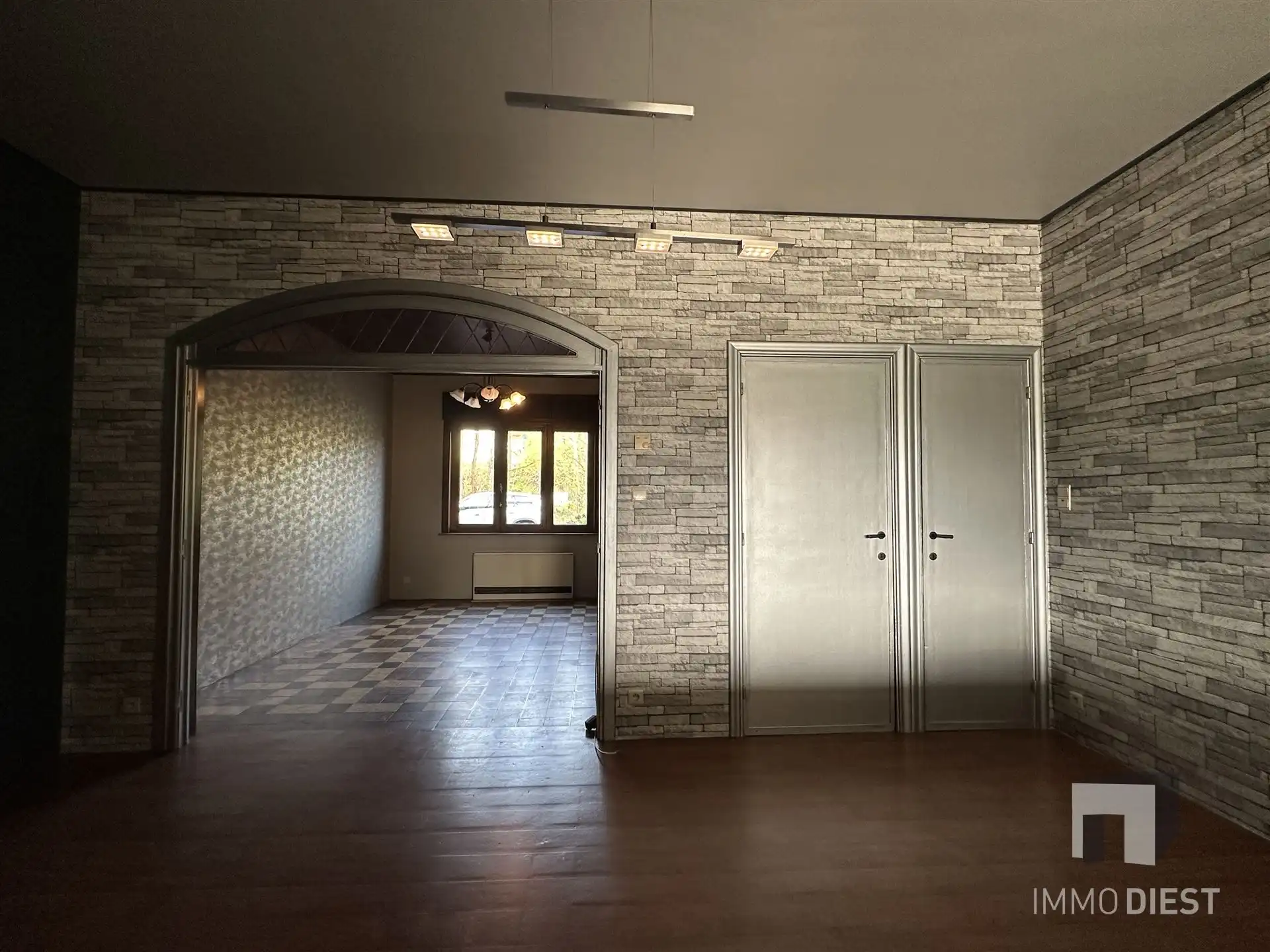 Woning met 3 slpks, garage en grote tuin. Vlakbij station Diest gelegen. foto 6