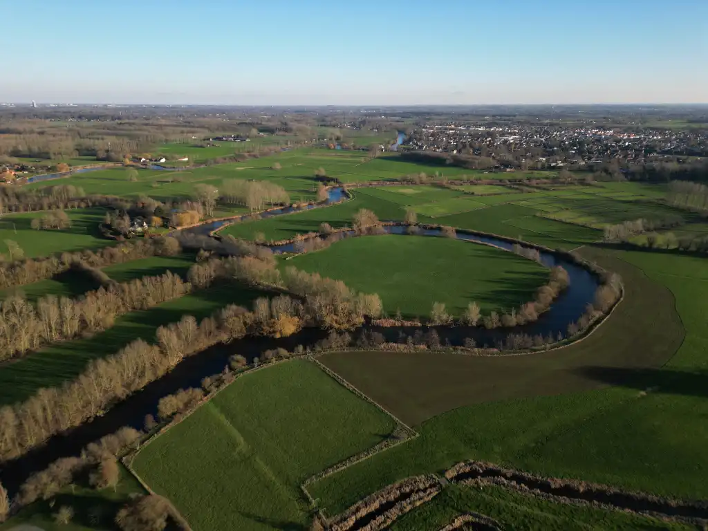 Bachte-Maria-Leerne - Bouwgrond met bouwvergunning op een perceel van 824 m2. foto 6