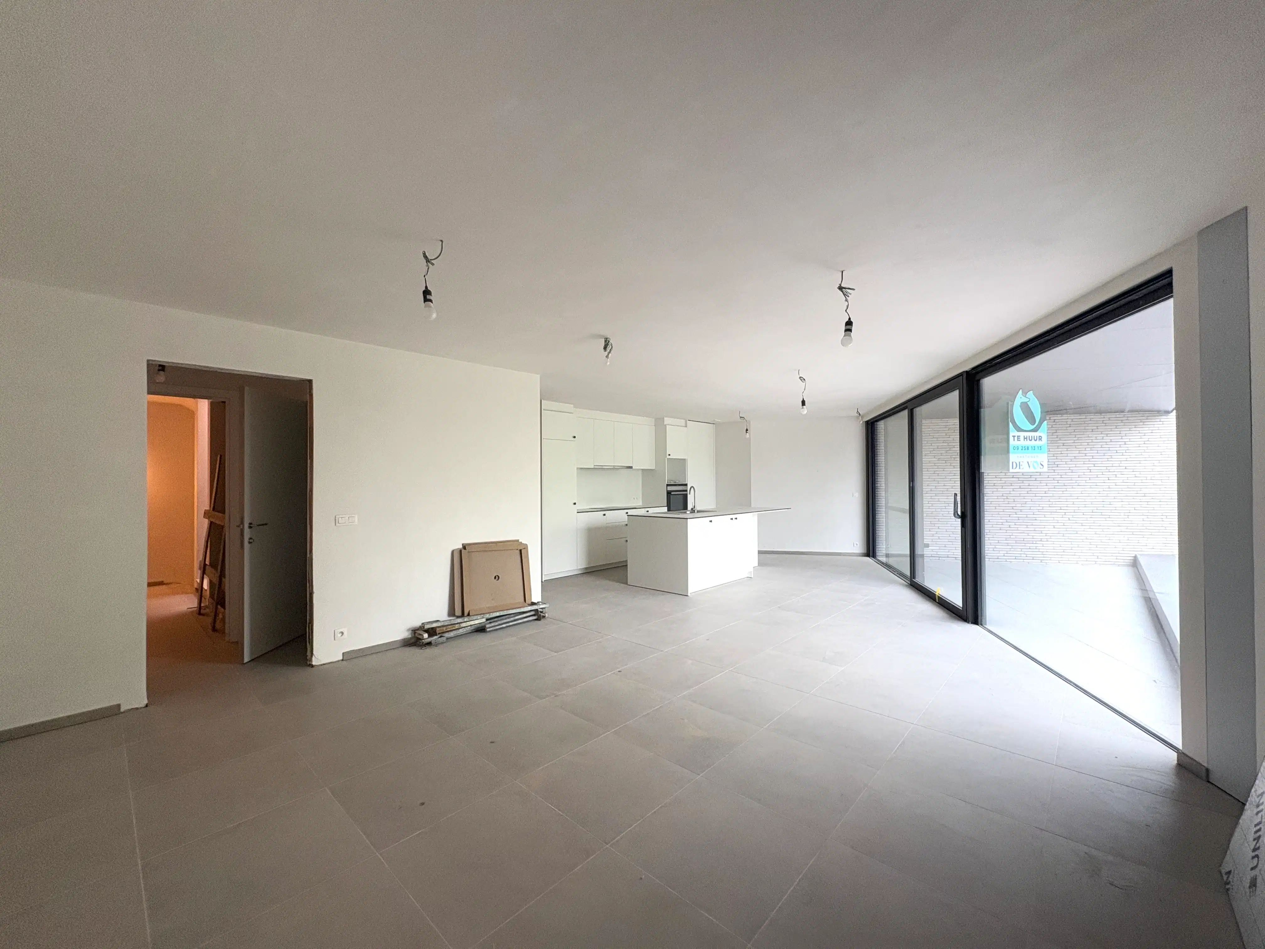 Nieuwbouwappartement met 3 slaapkamers en twee terrassen foto 5