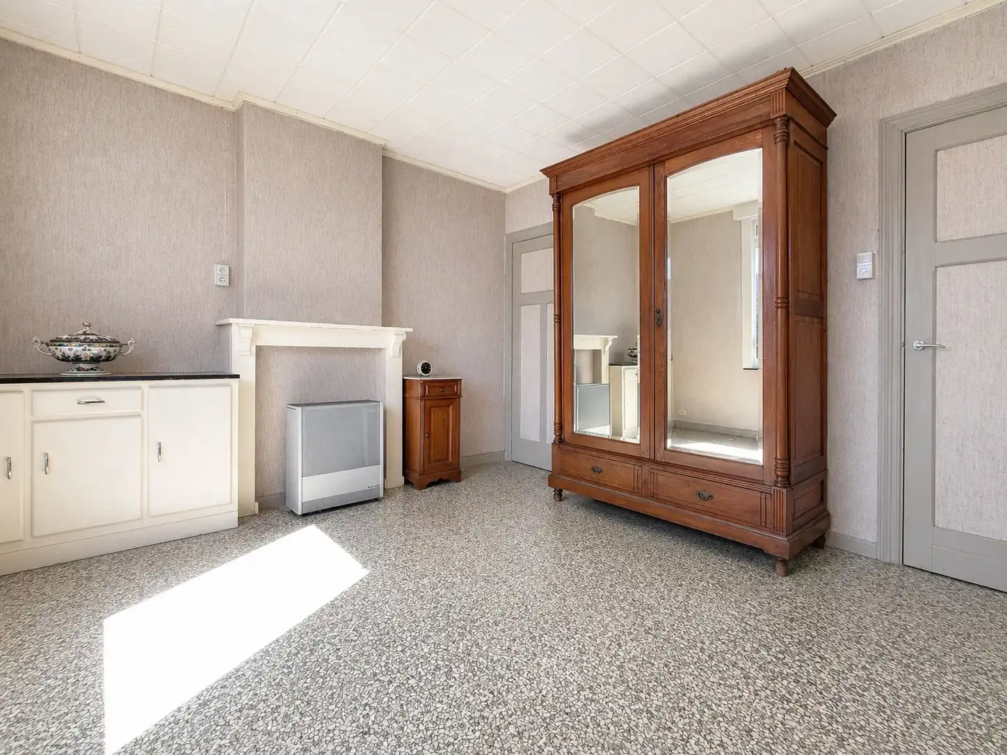 Deze charmante woning met karakter is gelegen op wandelafstand van het station en centrum, biedt een verrassend ruime en praktische indeling, ideaal voor starters of investeerders.  foto 14