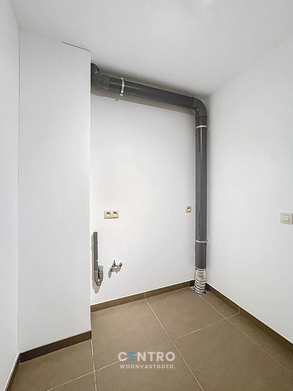 Recente ENERGIEZUINIGE woning met 3 RUIME slpk, bureel én garage! foto 11