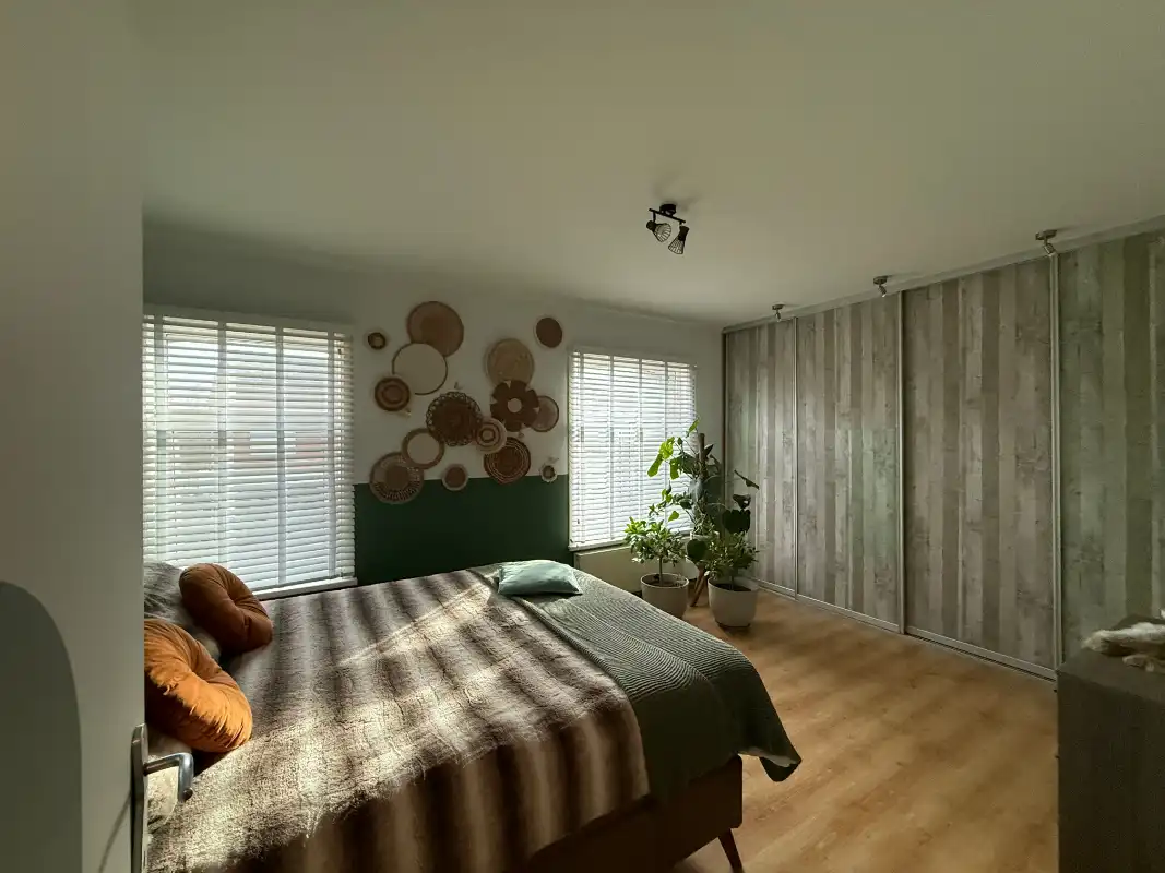 Mooie, gezellige woning met drie slaapkamers en tuin. foto 14