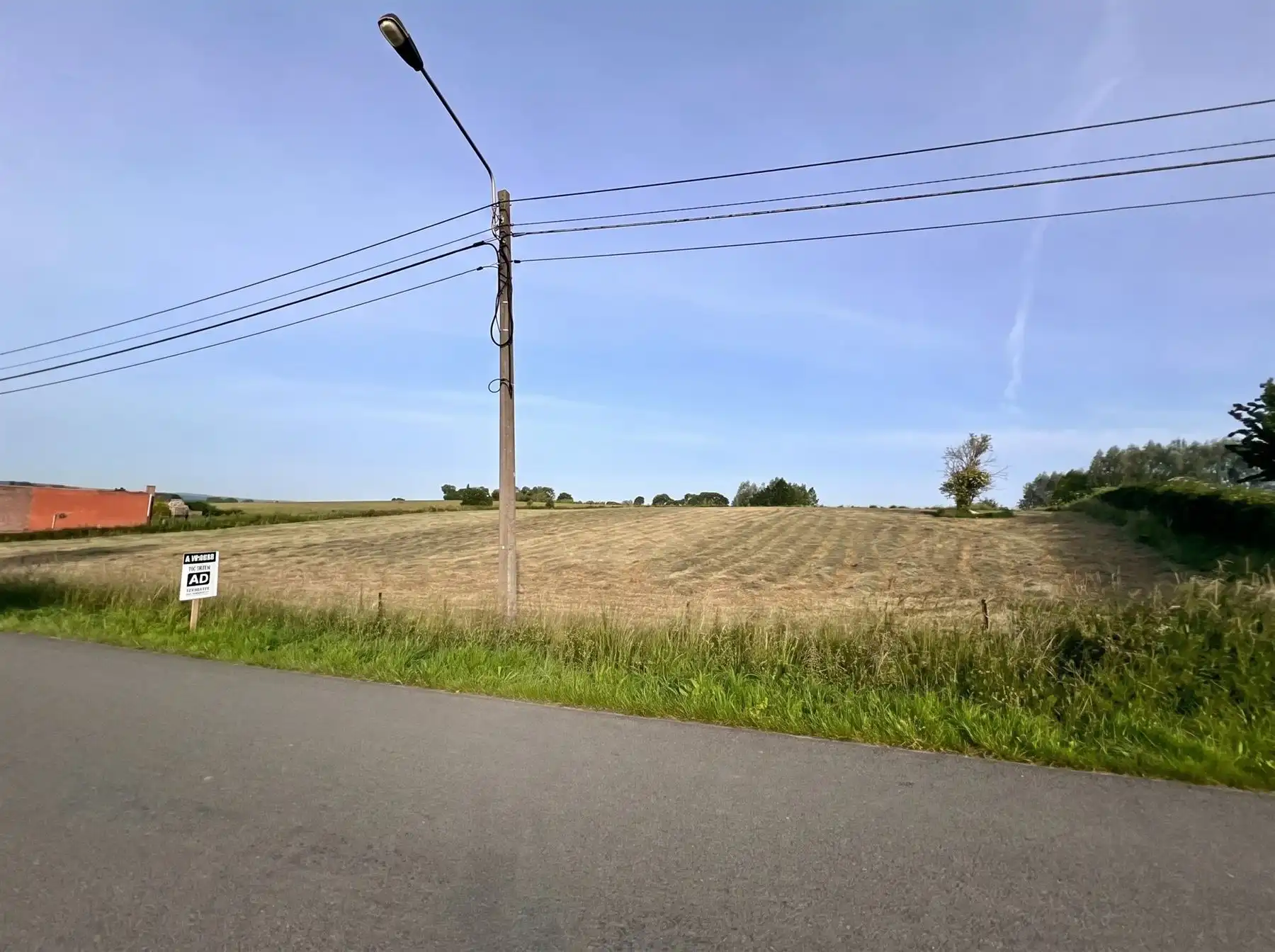 Grond deels in woongebied met landelijk karakter foto 3