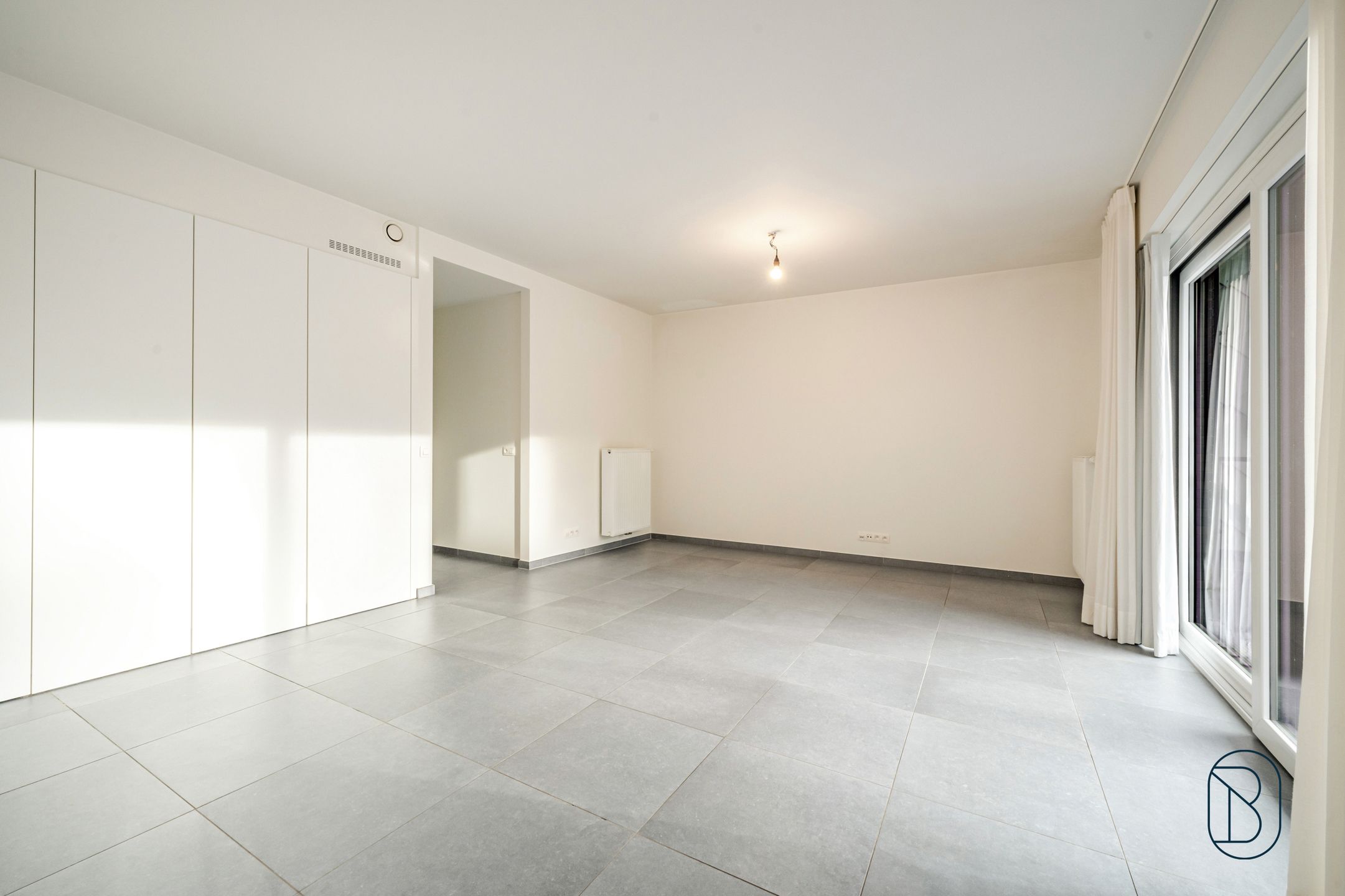 Recent leuk appartement met terras in centrum Roeselare foto 9