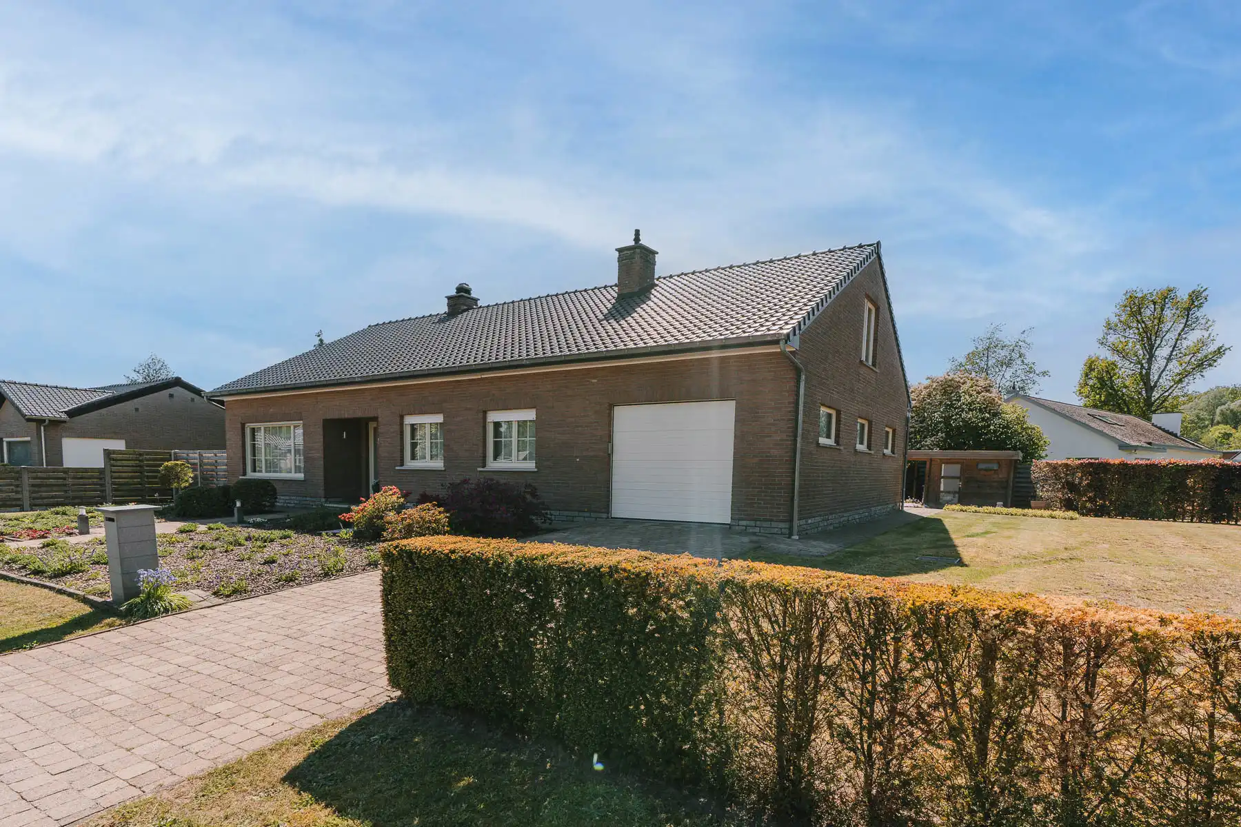 Instapklare en tip-top onderhouden open bebouwing in een kindvriendelijke buurt foto 3