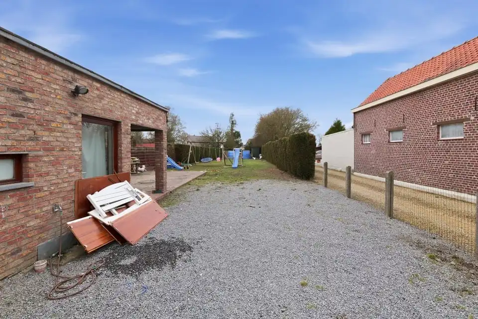 RUIME GEZINSWONING OP EEN MOOI PERCEEL IN RUMMEN foto 4