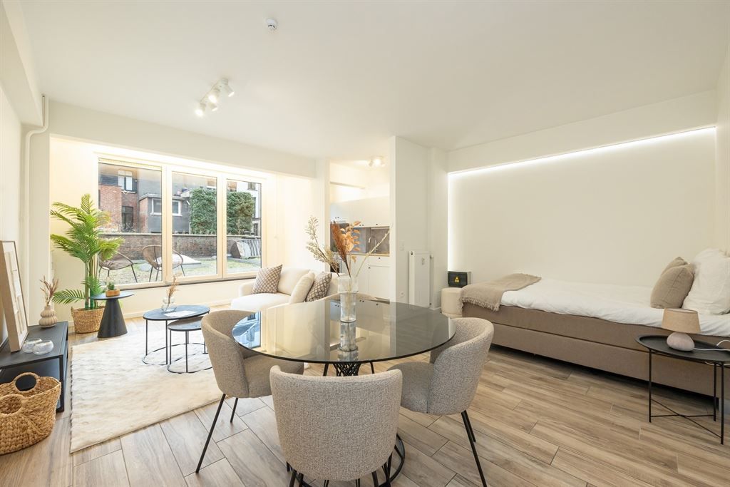 Instapklare studio met hoog rendement in zijstraat Italiëlei foto 2