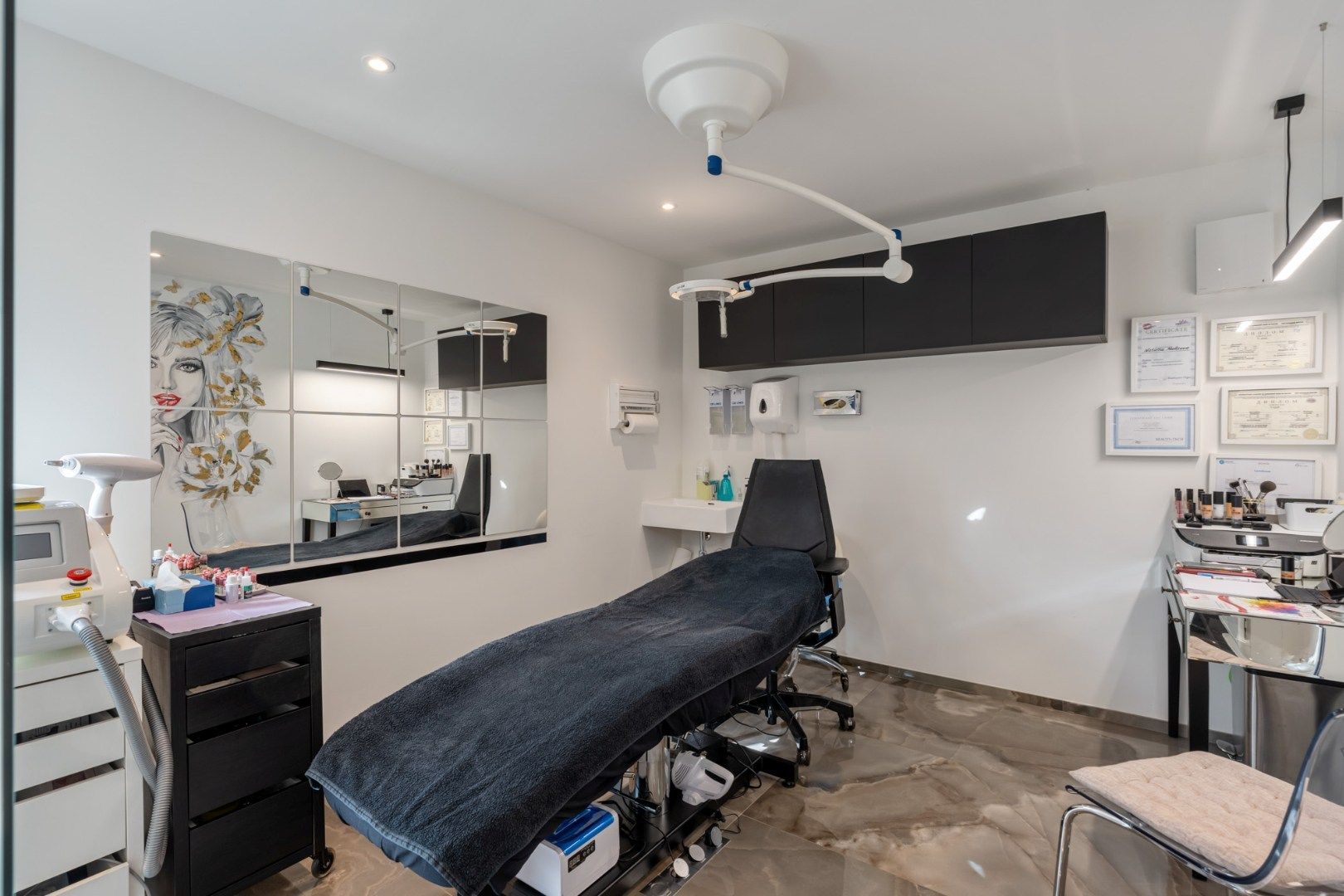 Unieke designvilla met zwembad en panoramisch uitzicht op het Albertkanaal foto 26