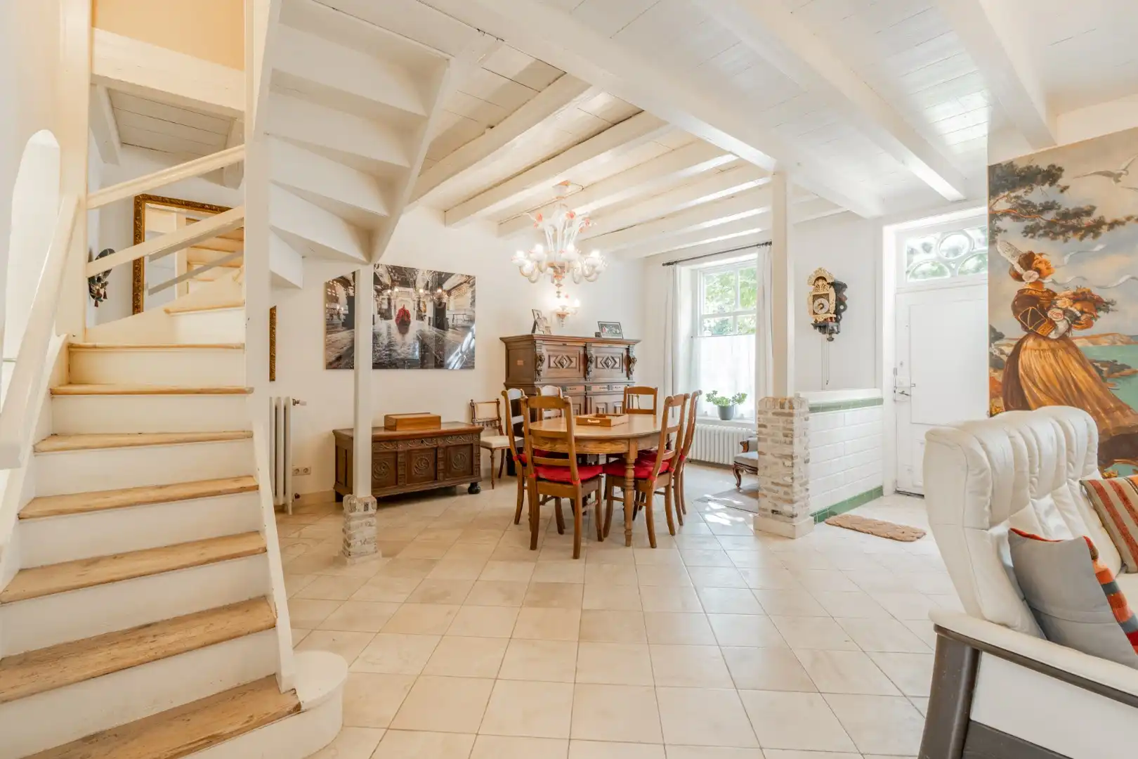 Monumentale en sfeervolle woning foto 11