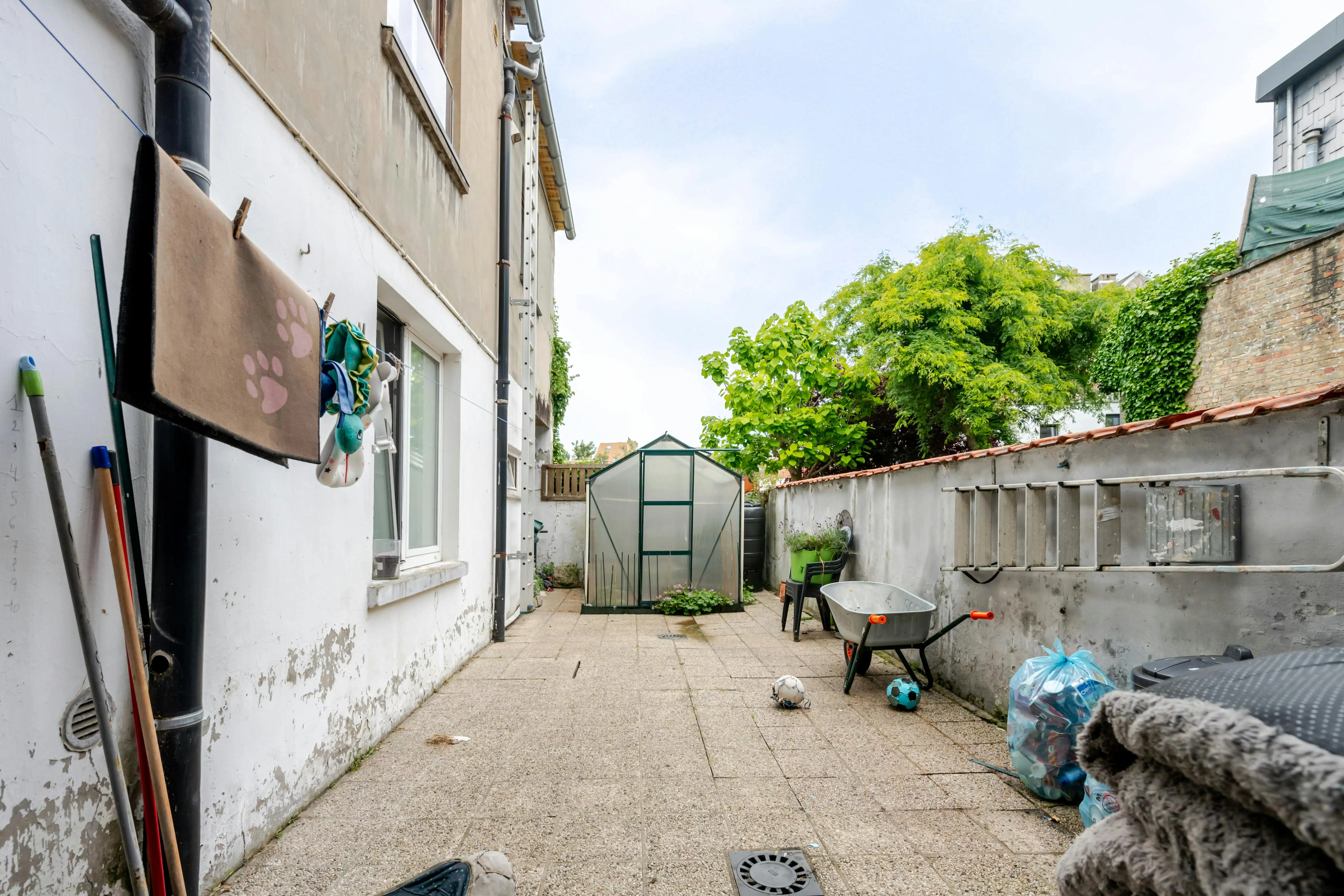 Opbrengsteigendom te koop met 4 vergunde entiteiten te Oostende foto 4
