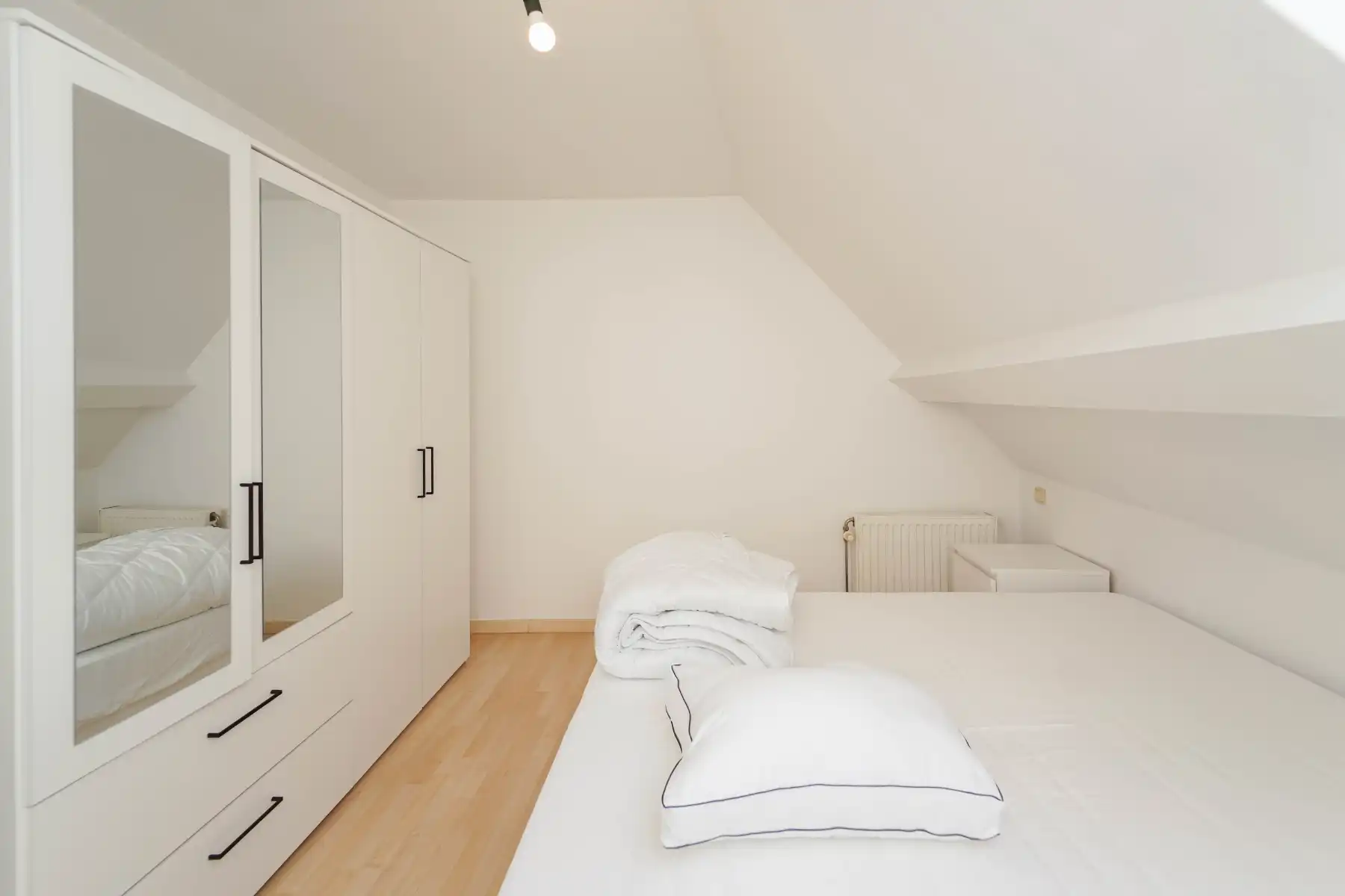 Duplex in hartje Gent met uitzicht op Krook en Laurentplein foto 11