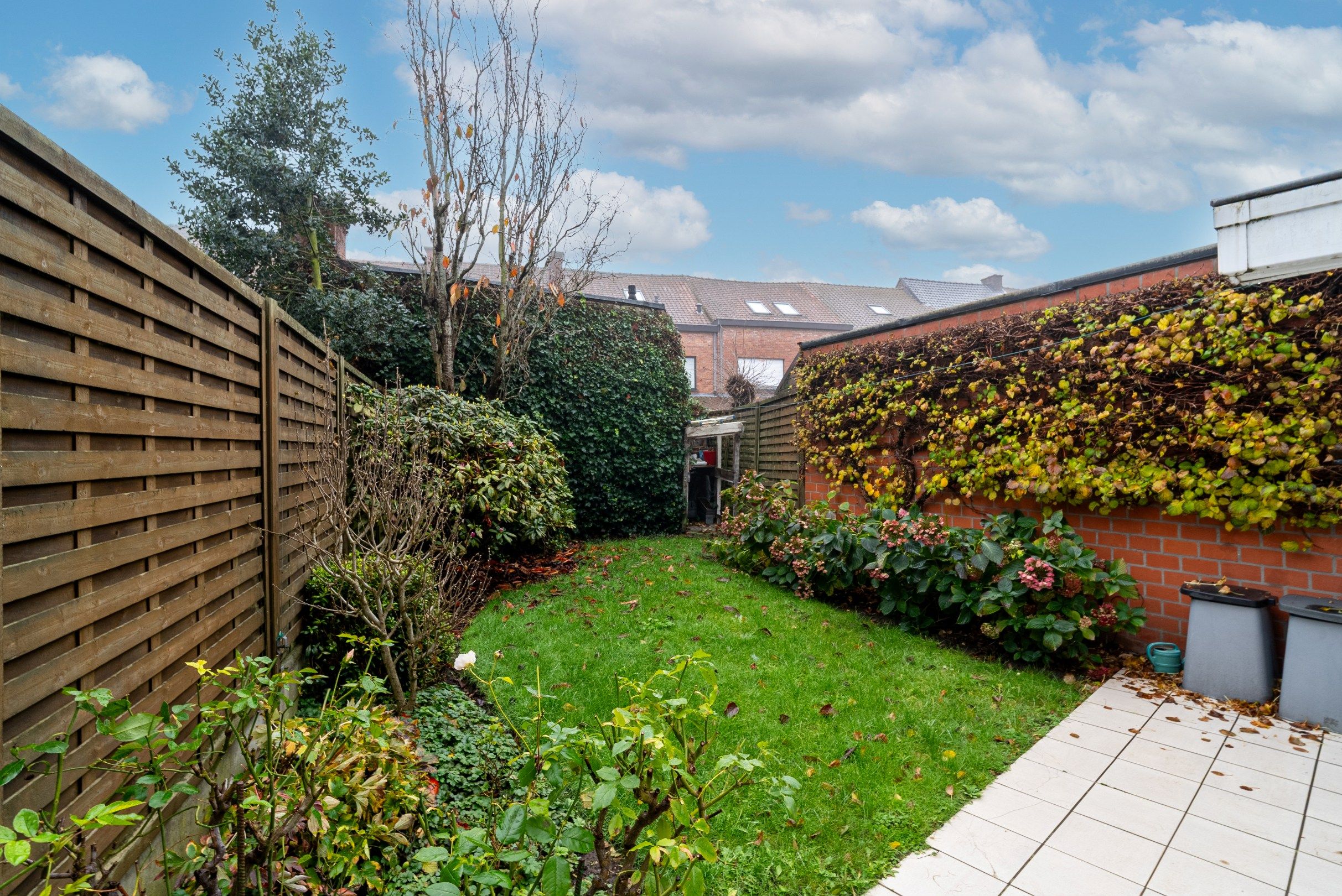 Verzorgde woning met tuin foto 15