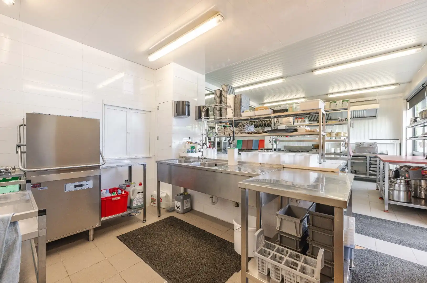 Charmant horecapand "De Couter" met feestzaal foto 22