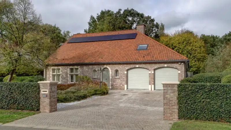 Zeer ruime villa van 432m² op 21 are vlakbij golf-en meerdomein foto 4