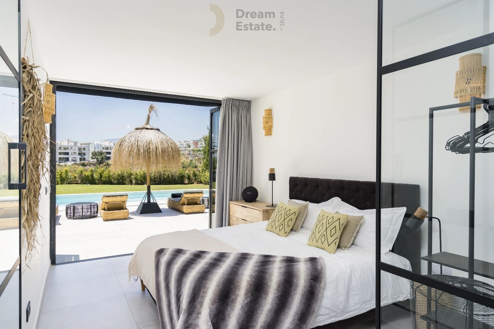 Een mooie ruime villa in de exclusieve afgesloten gemeenschap van Puerto del Capitán, Nueva Andalucia. foto 22