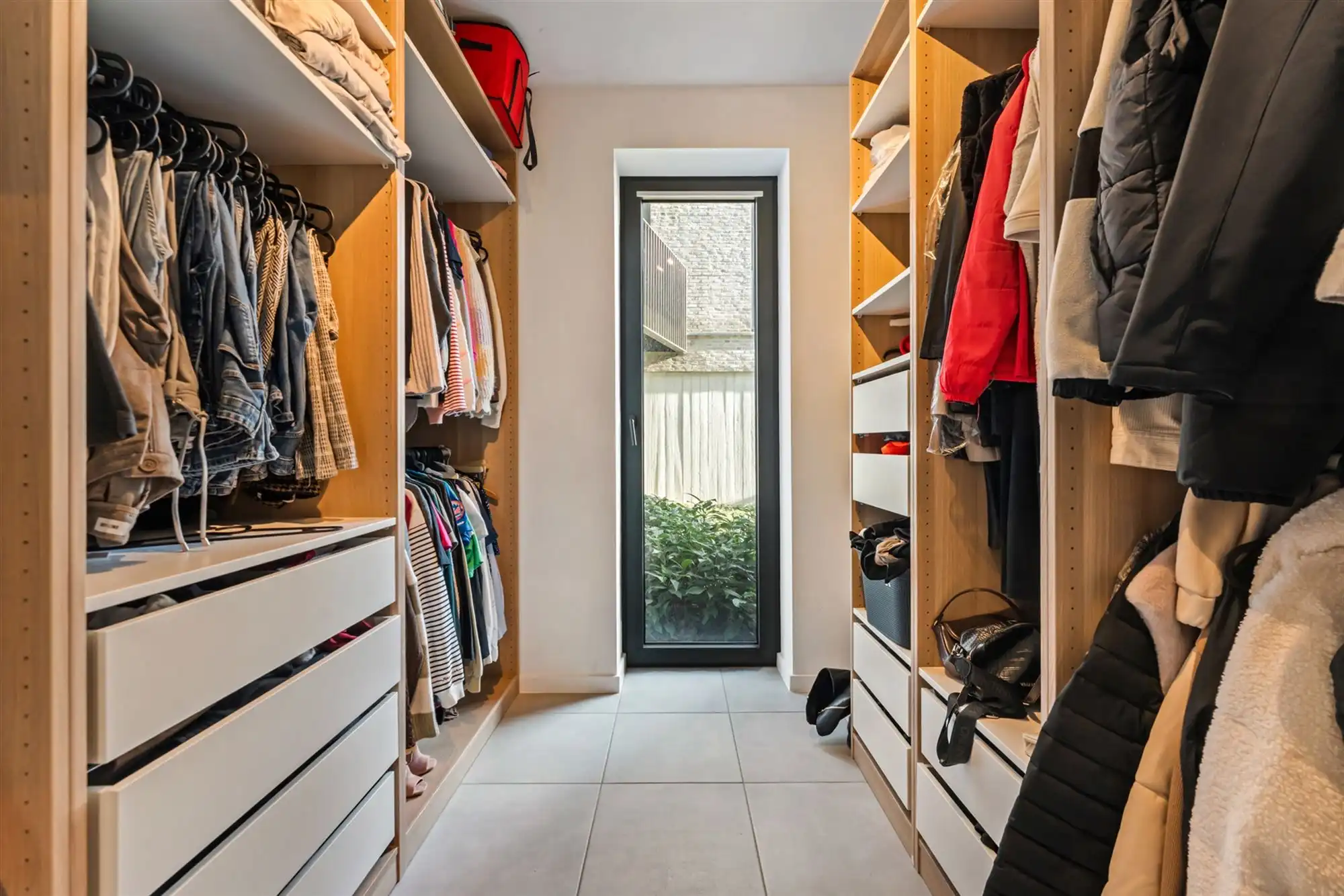 MODERN EN KLASSEVOL INGERICHT GV APPARTEMENT IN DE NABIJHEID VAN HET CENTRUM VAN LEOPOLDSBURG foto 18