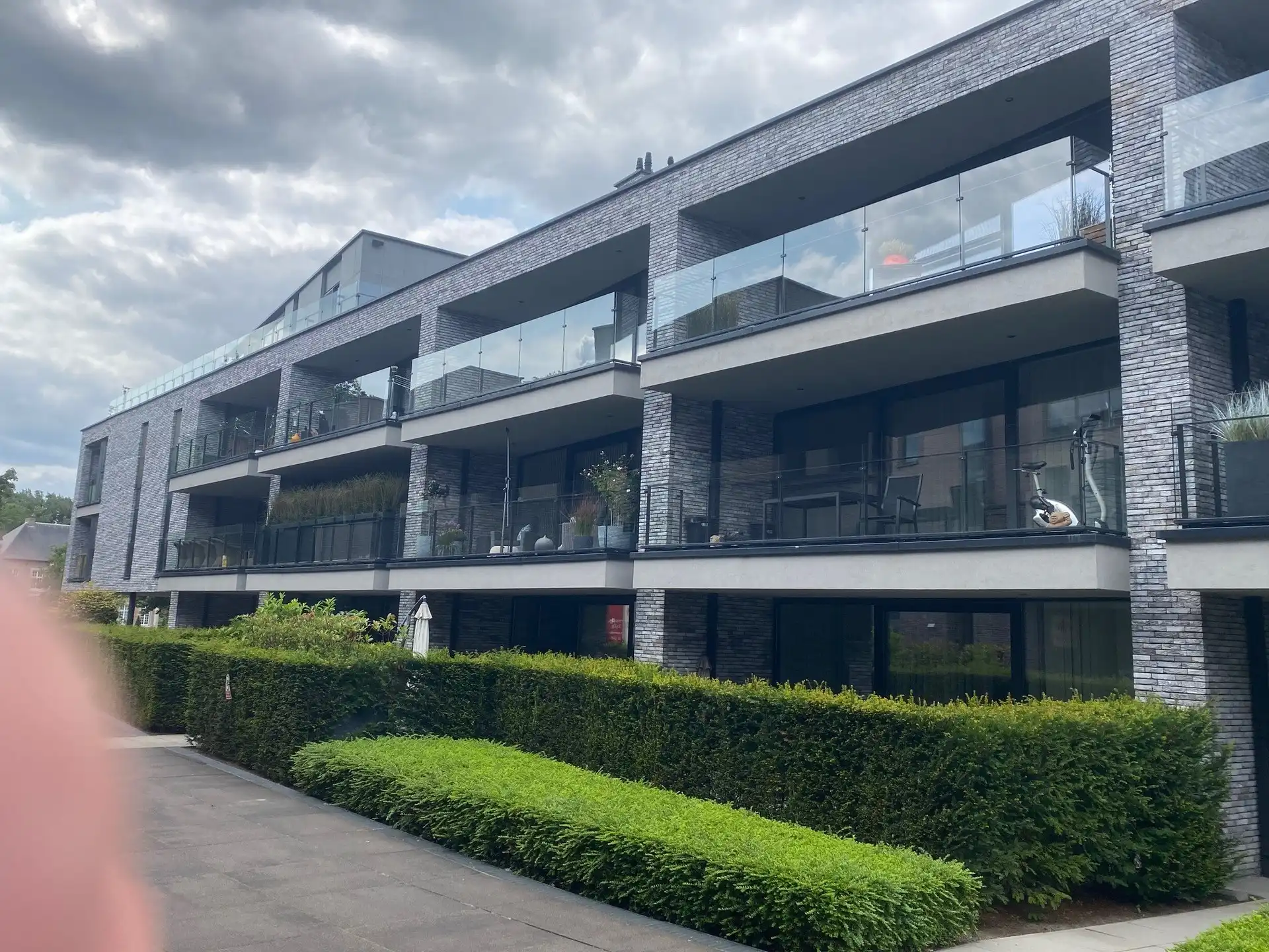 Appartement van 85 m² in centrum Zutendaal met ruim terras foto 2