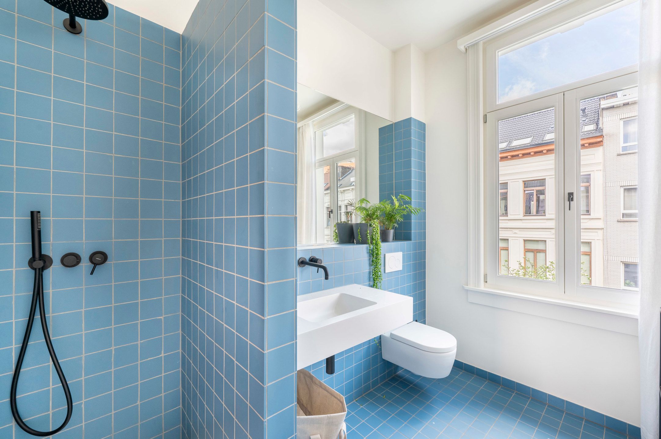 ANTWERPEN-ZUID - Gerenoveerd herenhuis met tuin  foto 19