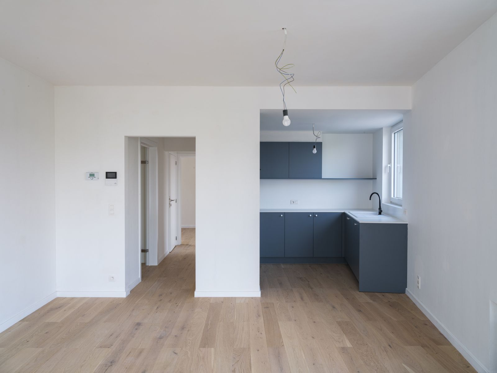 Gerenoveerd 2slpk-appartement hartje Kortrijk foto 4
